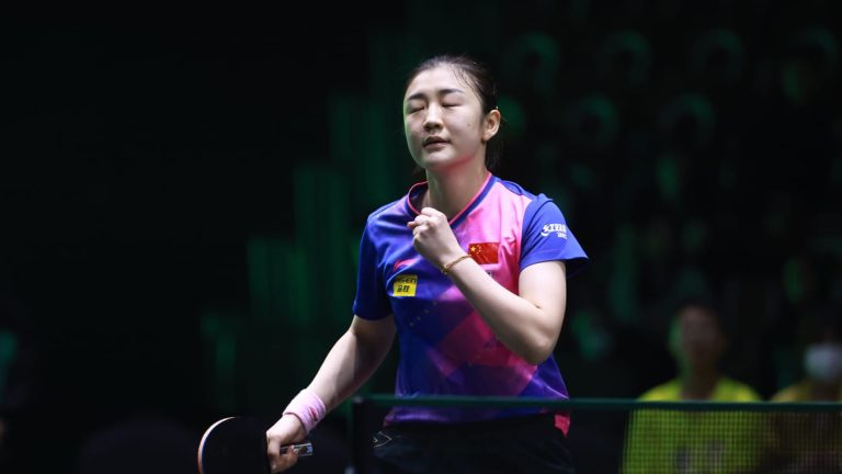 Melalui Laga Dramatis, Chen Meng Kalahkan Sun Yingsha di Final Saudi Smash 2024