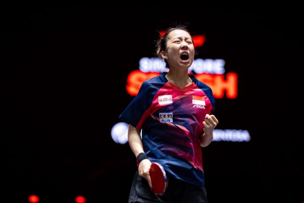 Lima upset terbesar Singapore Smash 2026, dari Ser Lin Qian hingga Franziska yang guncang dunia tenis meja.