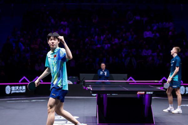 Wen Ruibo mengalahkan Flavien Coton 3-0 dan melaju ke babak 16 besar WTT Champions Chongqing 2026.